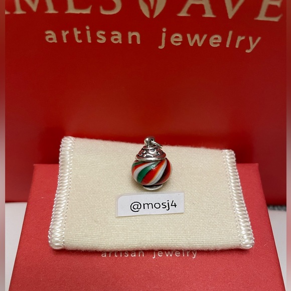 Retired James Avery Holly Glass Bead Finial Charm - Picture 2 of 4